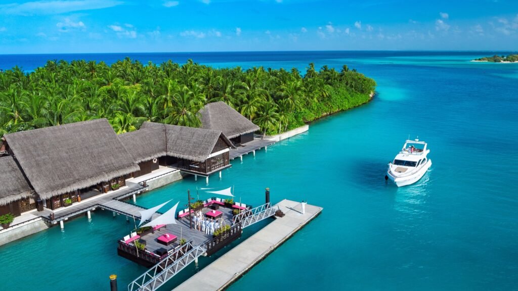 LAKSHADWEEP – Discover the Hidden Gem of India and A Vacationer’s Paradise